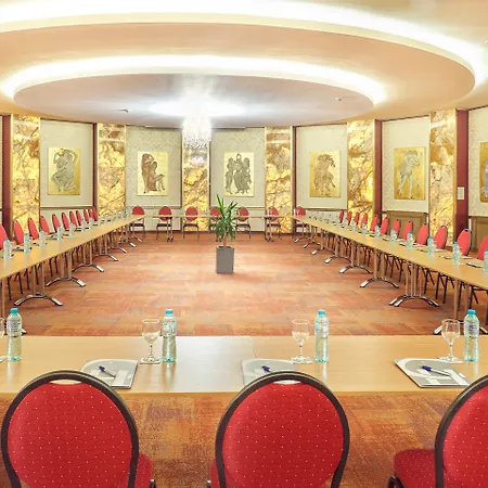 Continental Forum 4* קונסטנצה