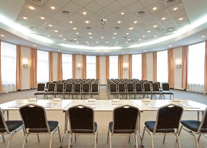 Continental Forum Hotel