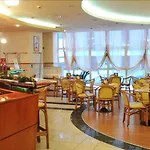 Hotel Continental Forum 4*