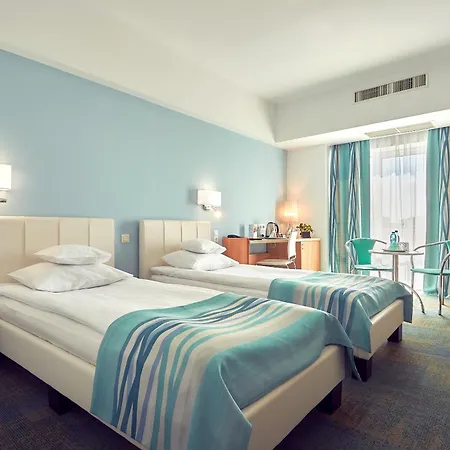 Continental Forum Hotel