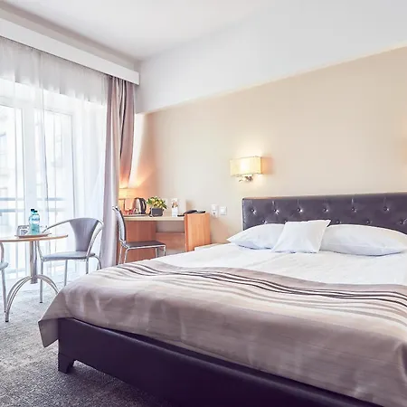 Continental Forum Hotel