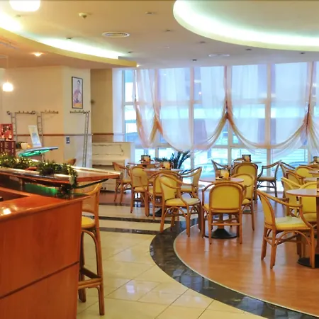 Szálloda Continental Forum 4*