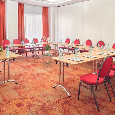 Continental Forum Hotel