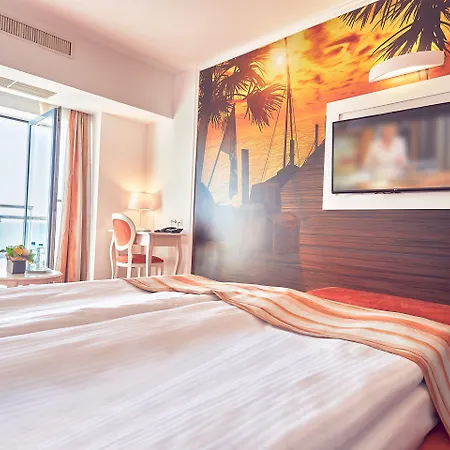 Continental Forum Hotel