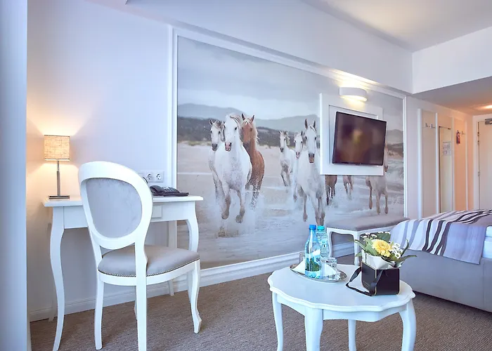 Hotel Continental Forum 4*