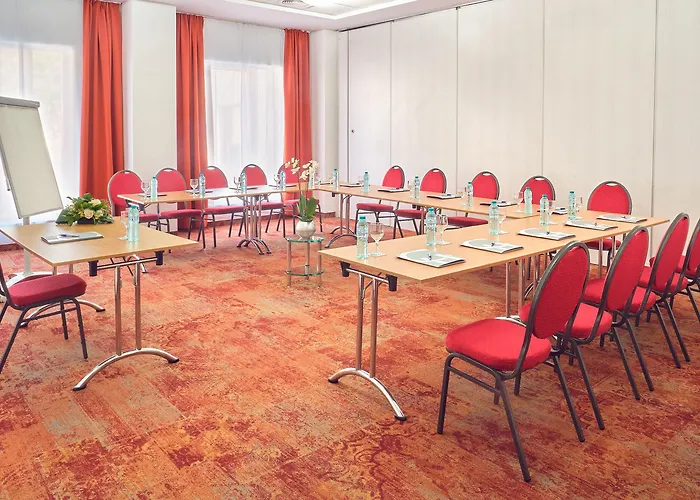 Continental Forum Hotel